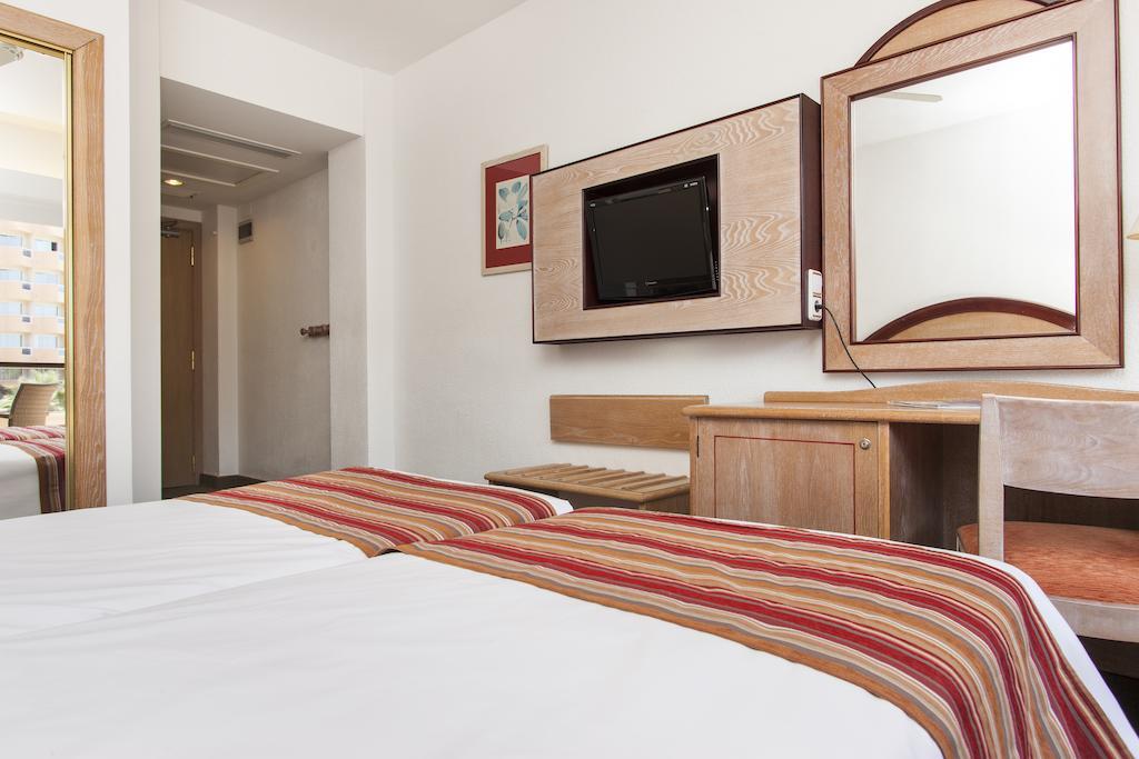 Hotel Sumba Cala Millor  Quarto foto
